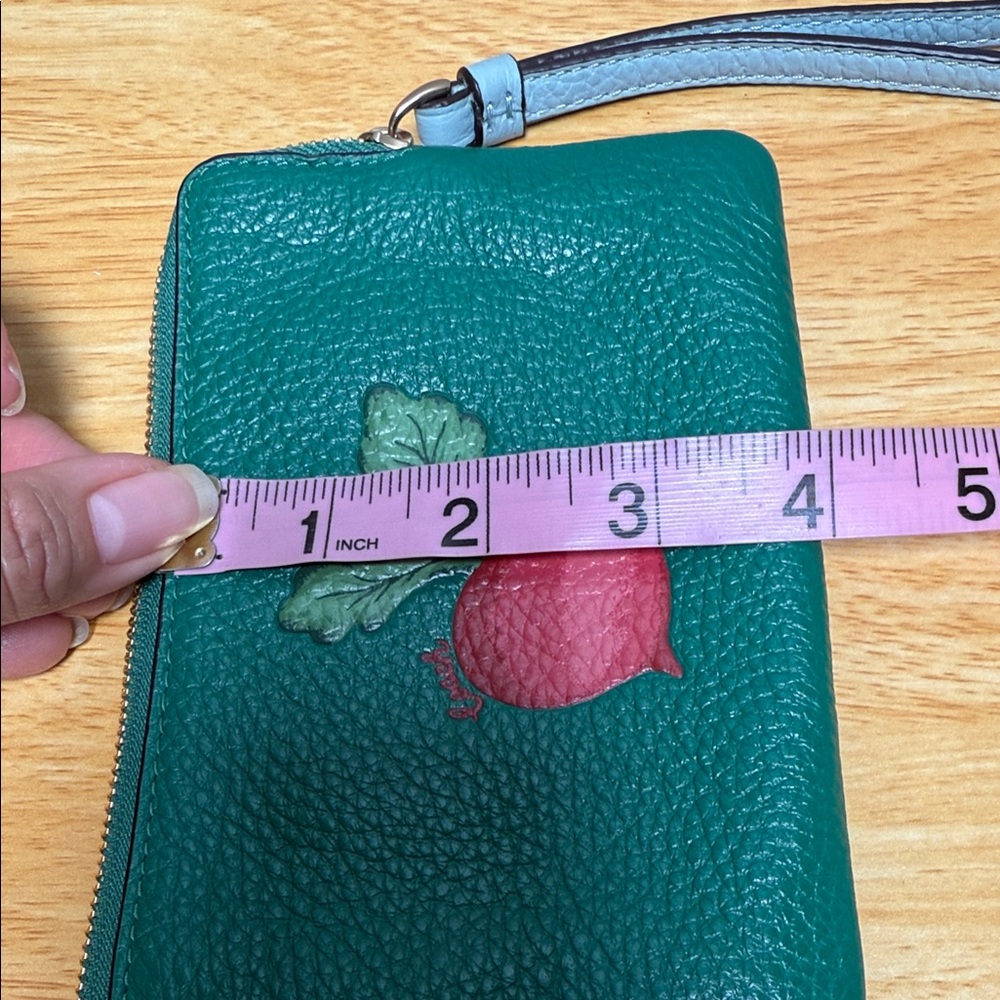 Coach Corner Zip Wristlet  Radish 🫜 - Picture 11 of 16